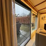 Bed & Breakfast De Seuterhoeve 3*