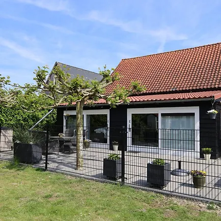 De Seuterhoeve לינה וארוחת בוקר 3*