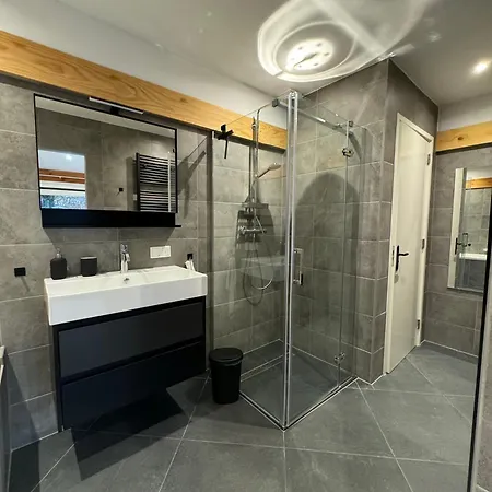 De Seuterhoeve 3*