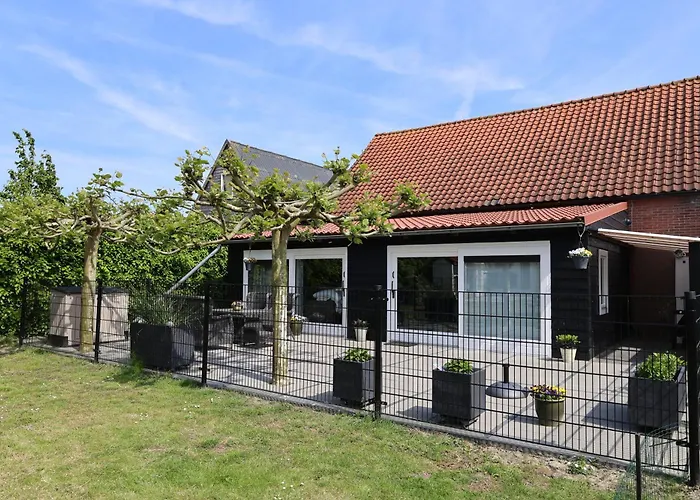 De Seuterhoeve לינה וארוחת בוקר 3*