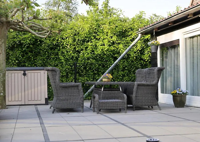 לינה וארוחת בוקר De Seuterhoeve 3*