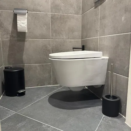De Seuterhoeve 3*
