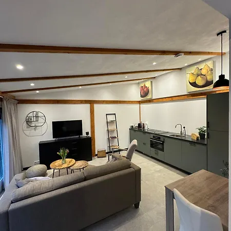 De Seuterhoeve Bed and breakfast 3*